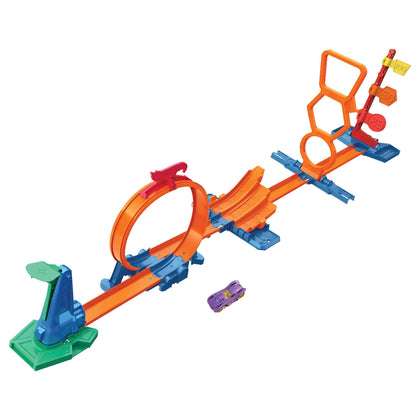 Hot Wheels Track Set with 1 Car, STEAM Flight Path Challenge, Learn The Basic Physics of Trajectory, Track Storage