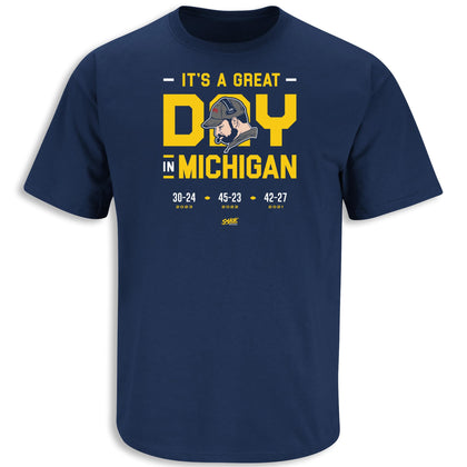 It's A Great Day in Michigan T-Shirt for Michigan College Fans (SM-5XL) (Navy Short Sleeve, Large)
