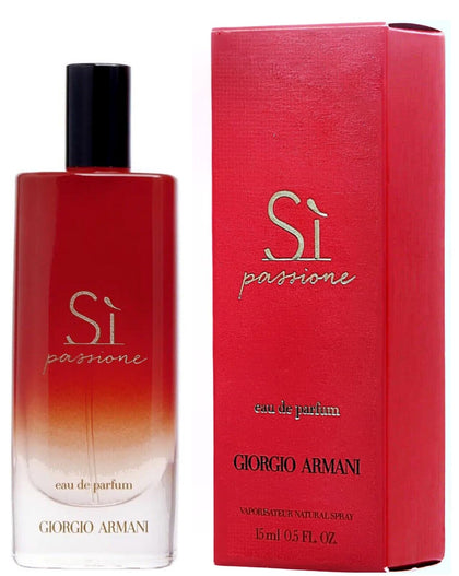 GIORGIO ARMANI Si Passione Eau De Parfum Mini Spray for Women .5 oz.