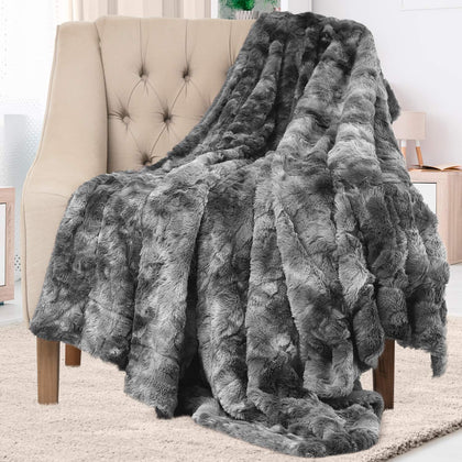 Everlasting Comfort Luxury Plush Blanket - Cozy, Soft, Fuzzy Faux Fur Throw Blanket for Couch - Ideal Comfy Minky Blanket for Adults for Cold Nights (Gray)