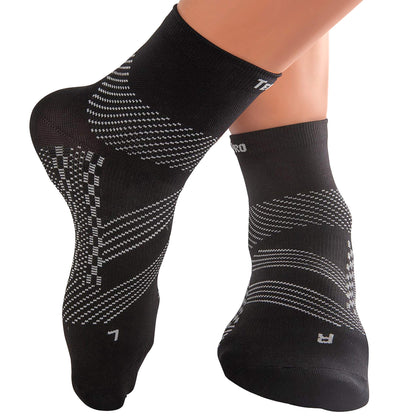TechWare Pro Ankle Compression Socks - Plantar Fasciitis Socks. Ankle Brace & Foot Support. (Black Medium)